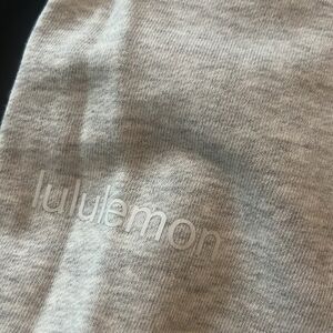 Lululemon relaxed high rise jogger. Heathered core ultra light grey. Size 4